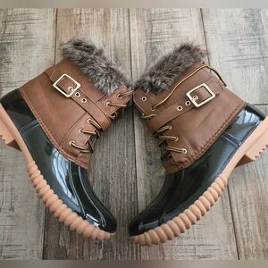 Daily Shoes Womens Boots 11 Faux Fur Euc